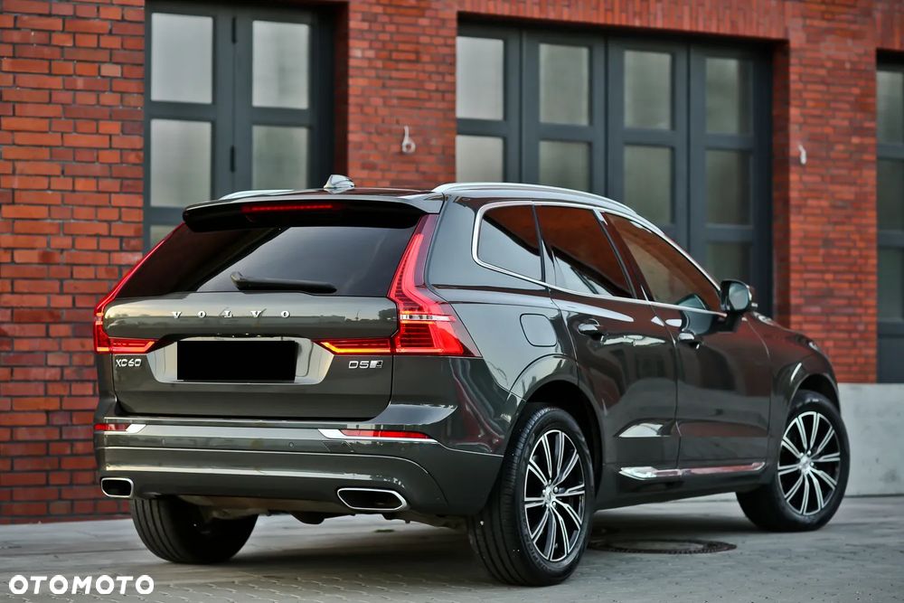 Volvo XC 60 D5 AWD Geartronic Inscription - 15