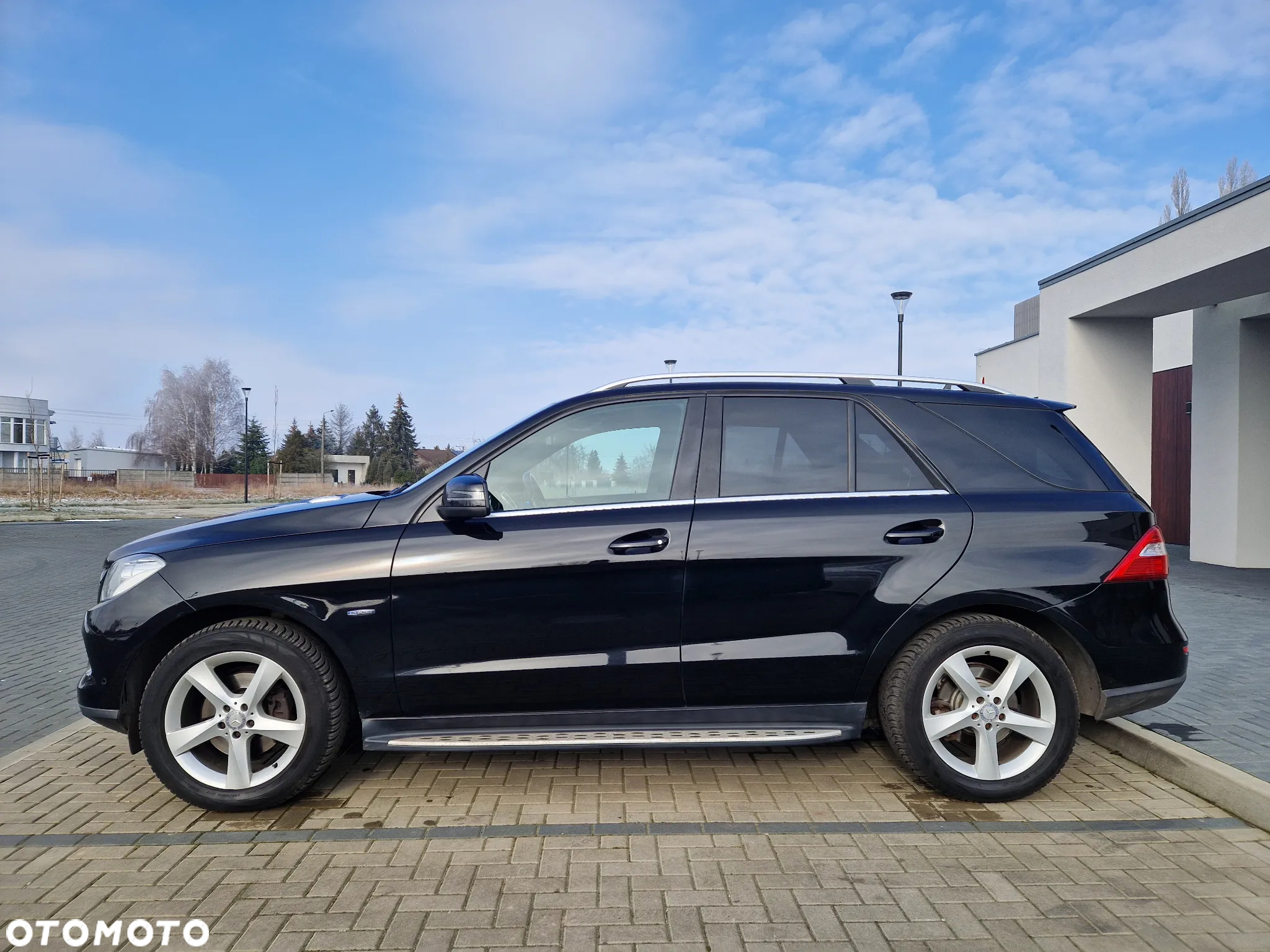 Mercedes-Benz ML 350 BlueTec 4-Matic - 5