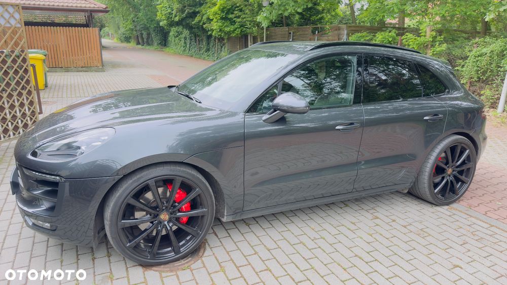 Porsche Macan - 3