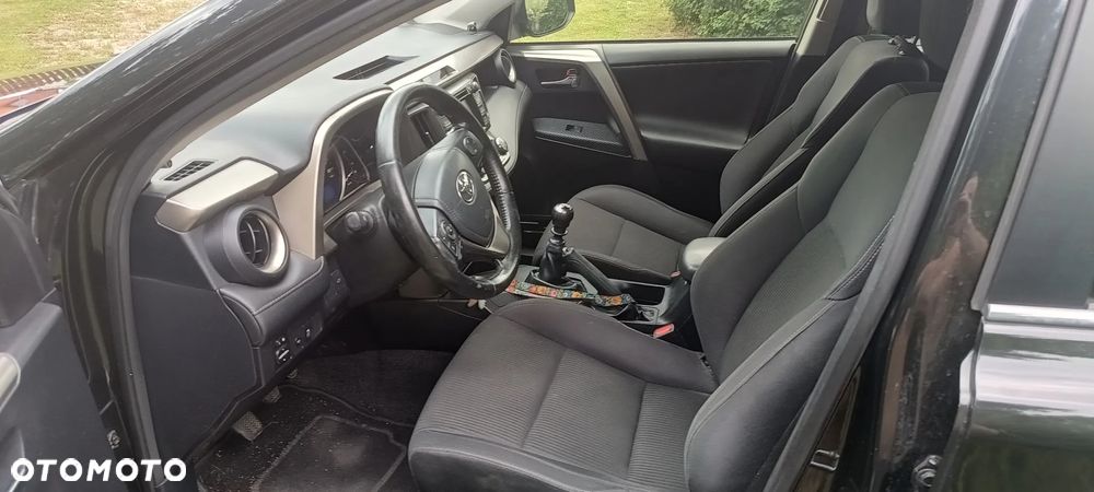 Toyota RAV4 2.0 D-4D Active - 3