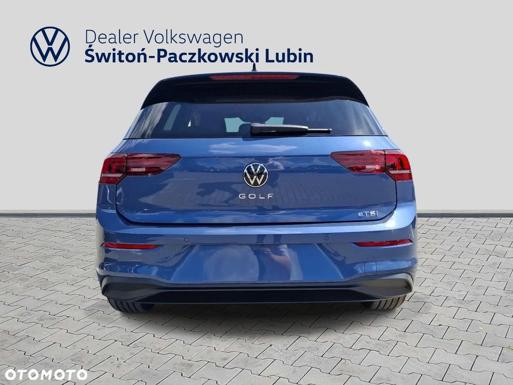 Volkswagen Golf - 5