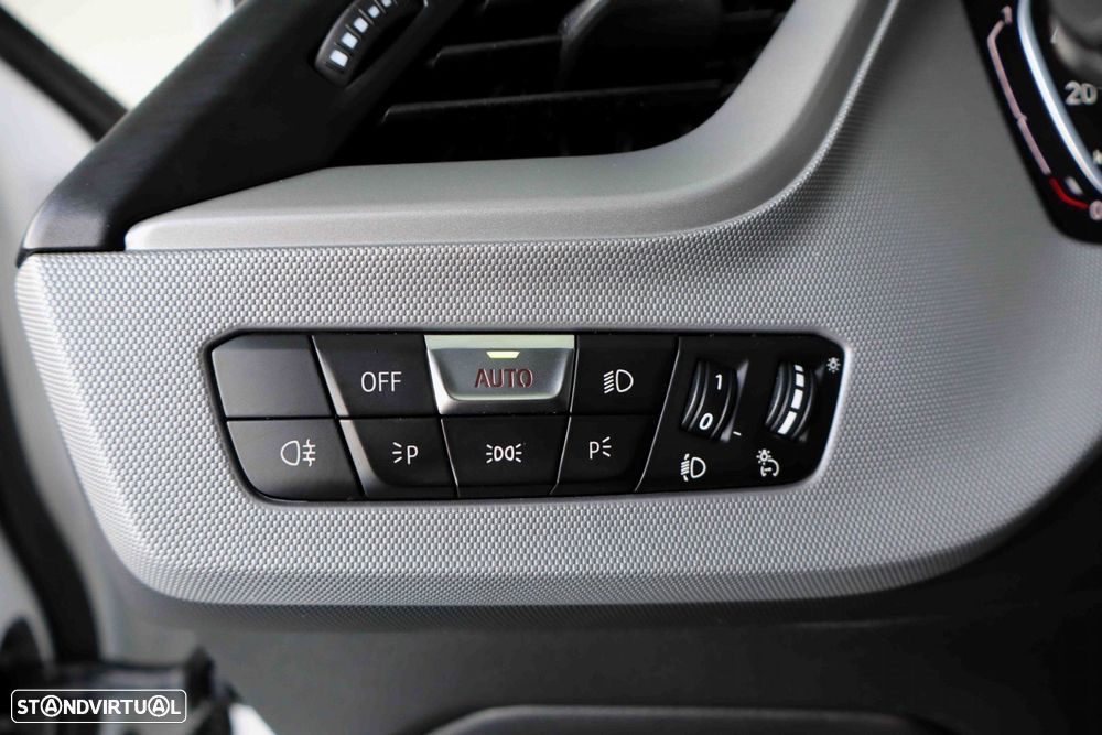 BMW 116 d Corporate Edition Auto - 12