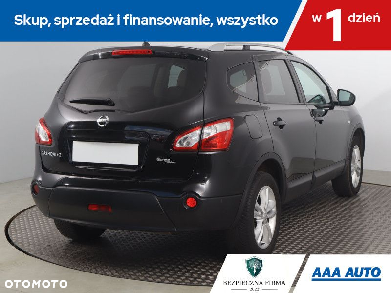 Nissan Qashqai+2 - 6