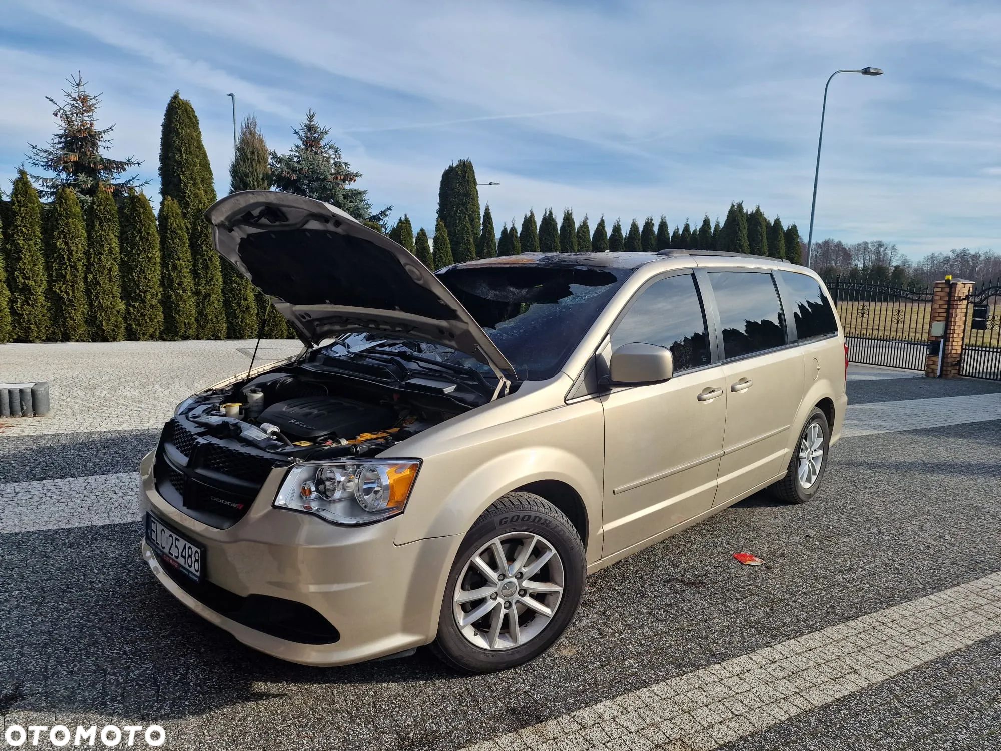 Dodge Grand Caravan 3.6 R/T - 1