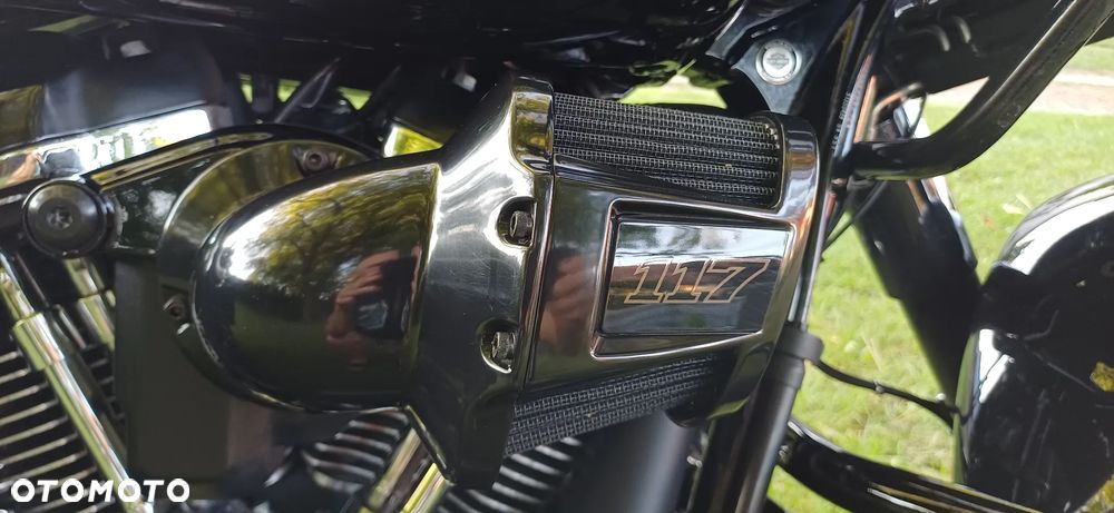 Harley-Davidson Touring Road Glide - 4