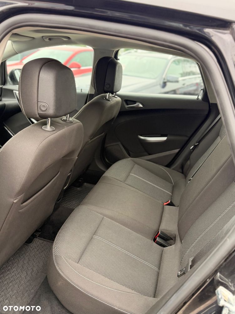 Opel Astra - 17