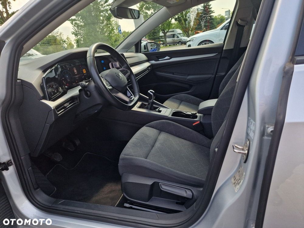 Volkswagen Golf Variant - 12