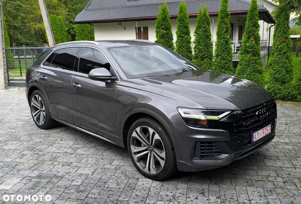 Audi Q8 55 TFSI quattro tiptronic - 1