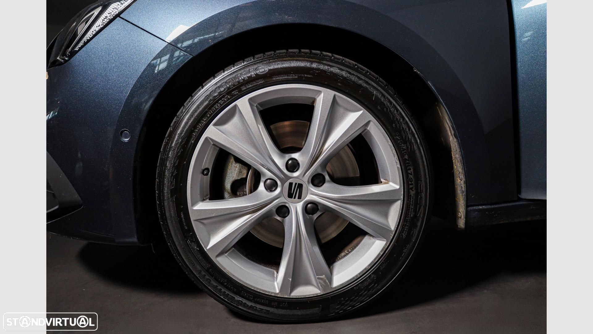 Cupra Leon 1.5 eTSI MID DSG - 5