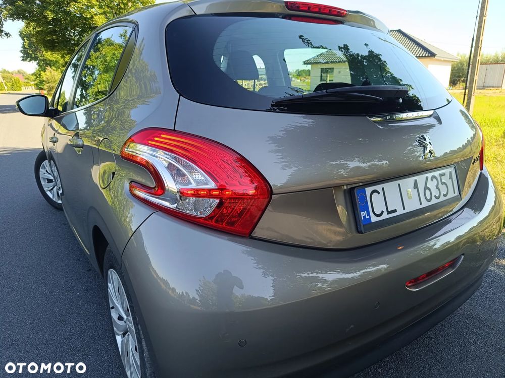 Peugeot 208 PureTech 82 Active - 13