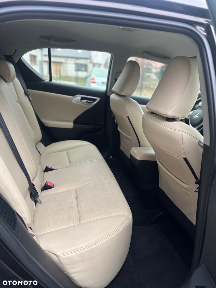 Lexus CT Standard - 28