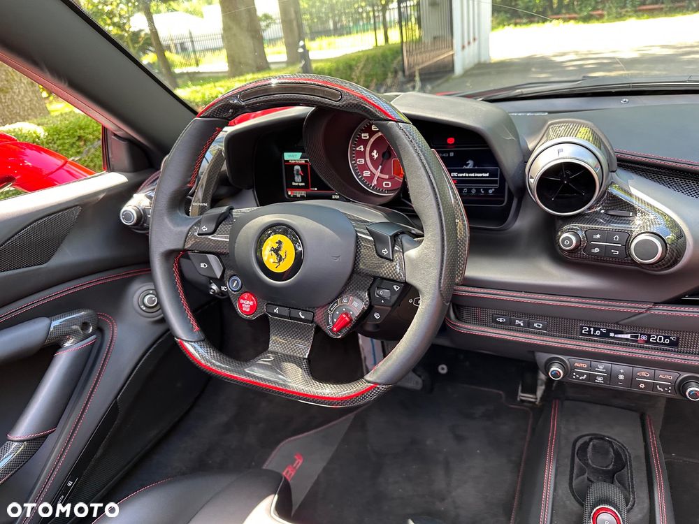 Ferrari F8 Spider Standard - 24