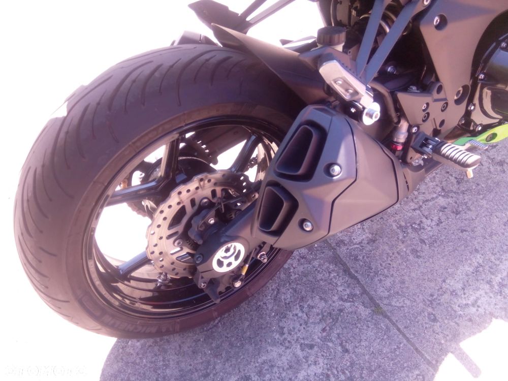 Kawasaki Ninja 1000 SX - 10