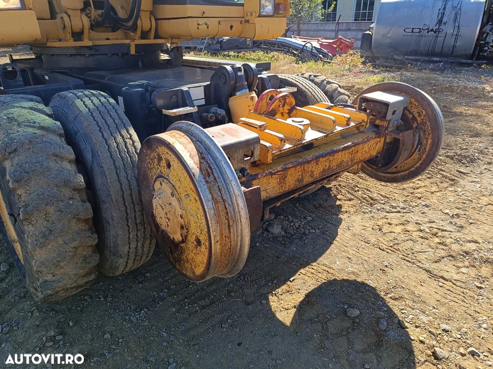 Komatsu PW170ES-6 - 12