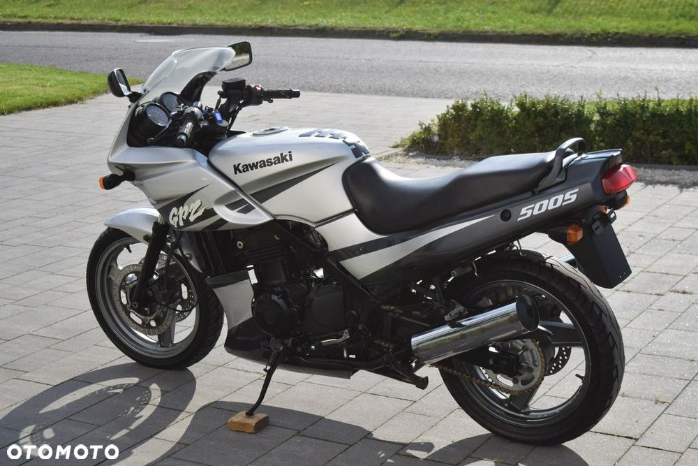 Kawasaki GPZ - 3