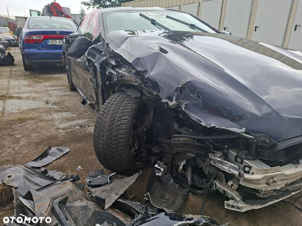BMW Seria 8 M850i xDrive - 2