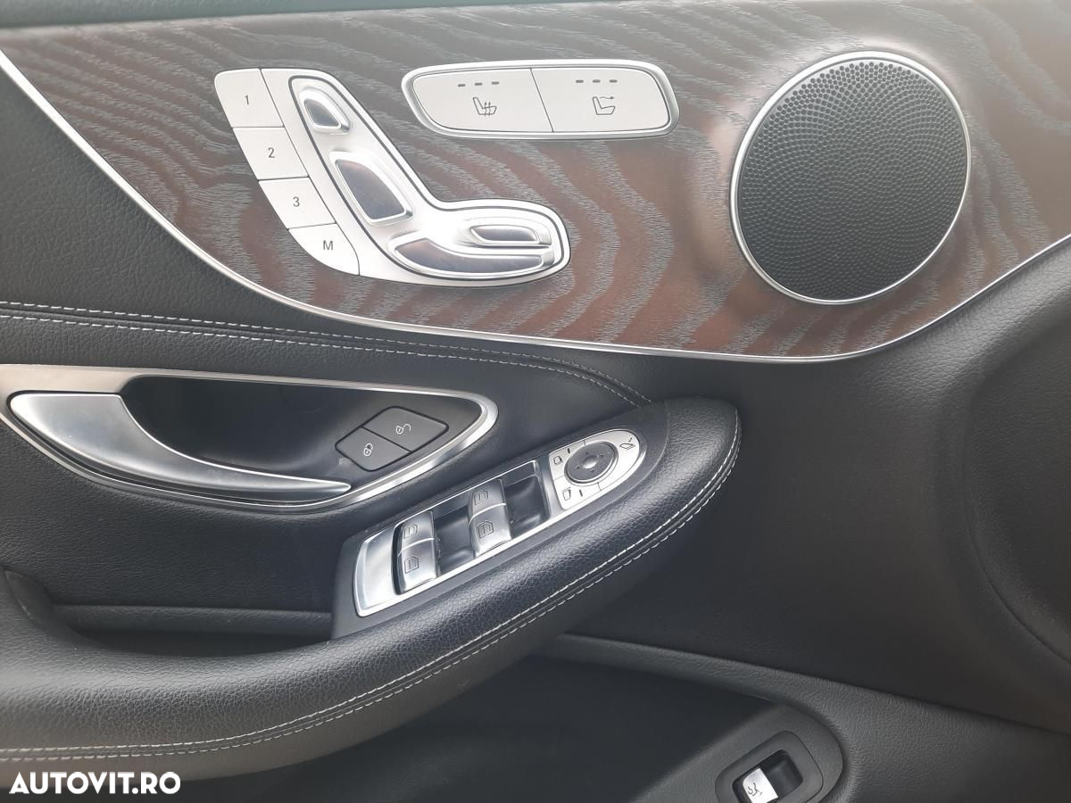 Mercedes-Benz C - 14