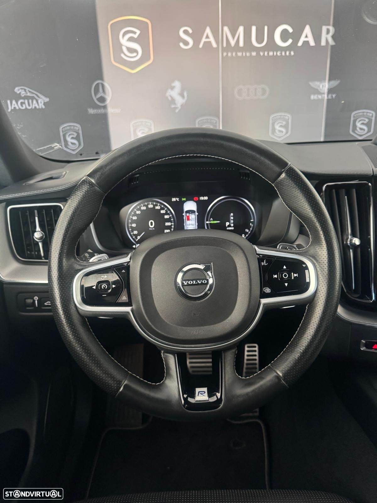 Volvo XC 60 2.0 T8 PHEV R-Design AWD - 23