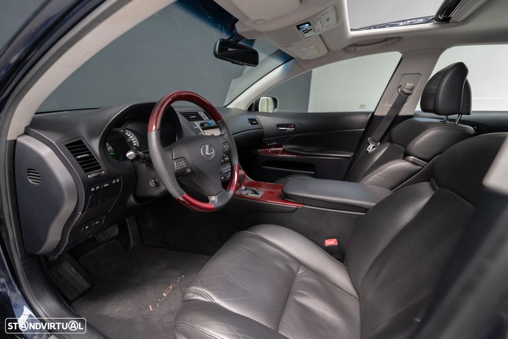 Lexus GS 450h - 12