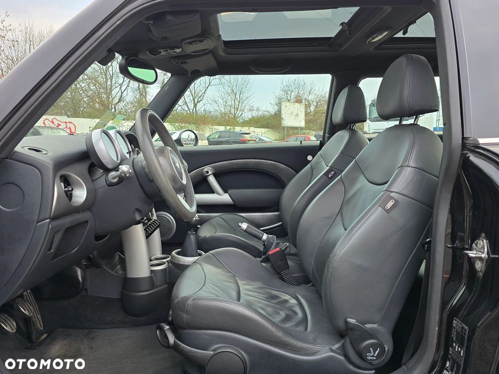 MINI Cooper S Standard - 9