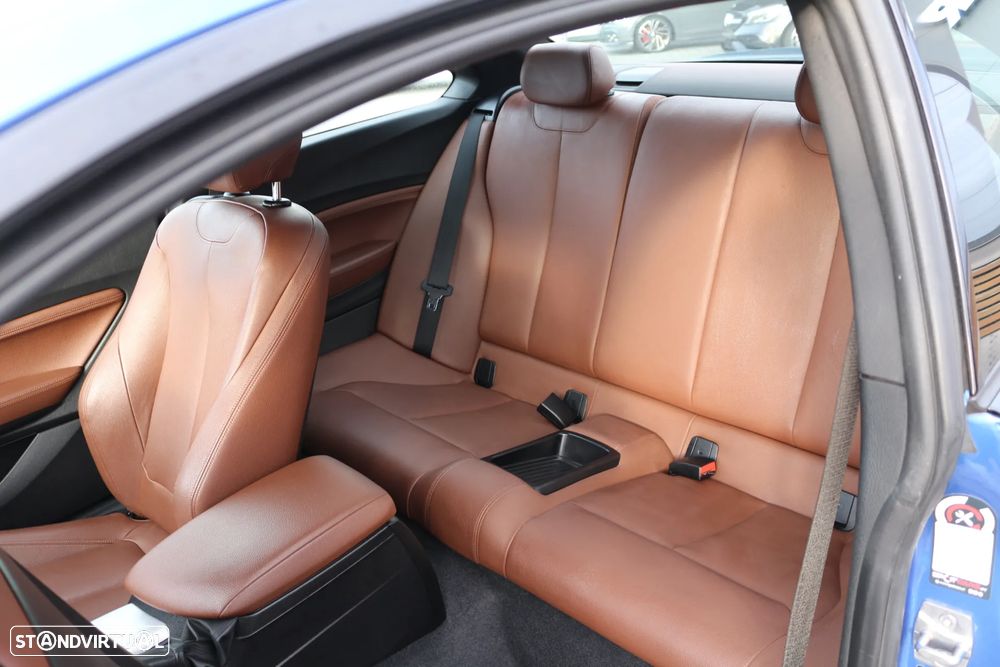 BMW 225 d Coupe Pack M Auto - 26