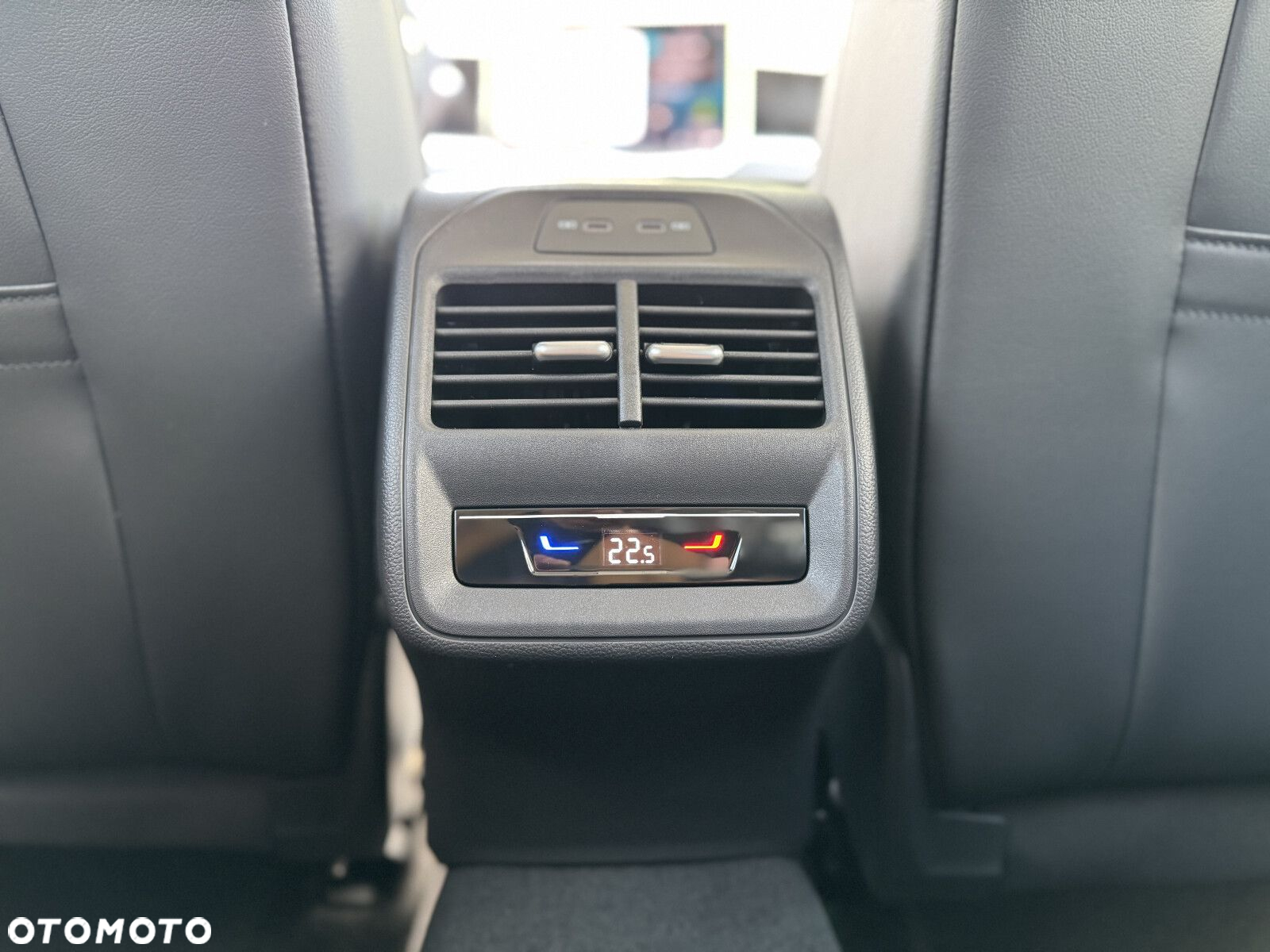 Volkswagen Passat - 29