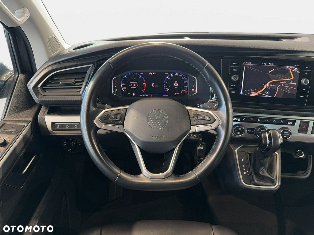 Volkswagen Multivan - 20