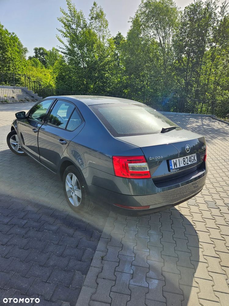 Skoda Octavia 1.6 TDI Ambition DSG - 5