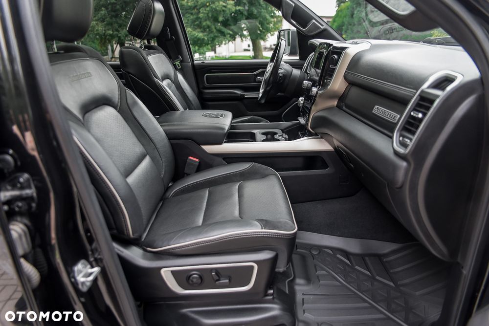 Dodge RAM 5.7 4x4 - 15
