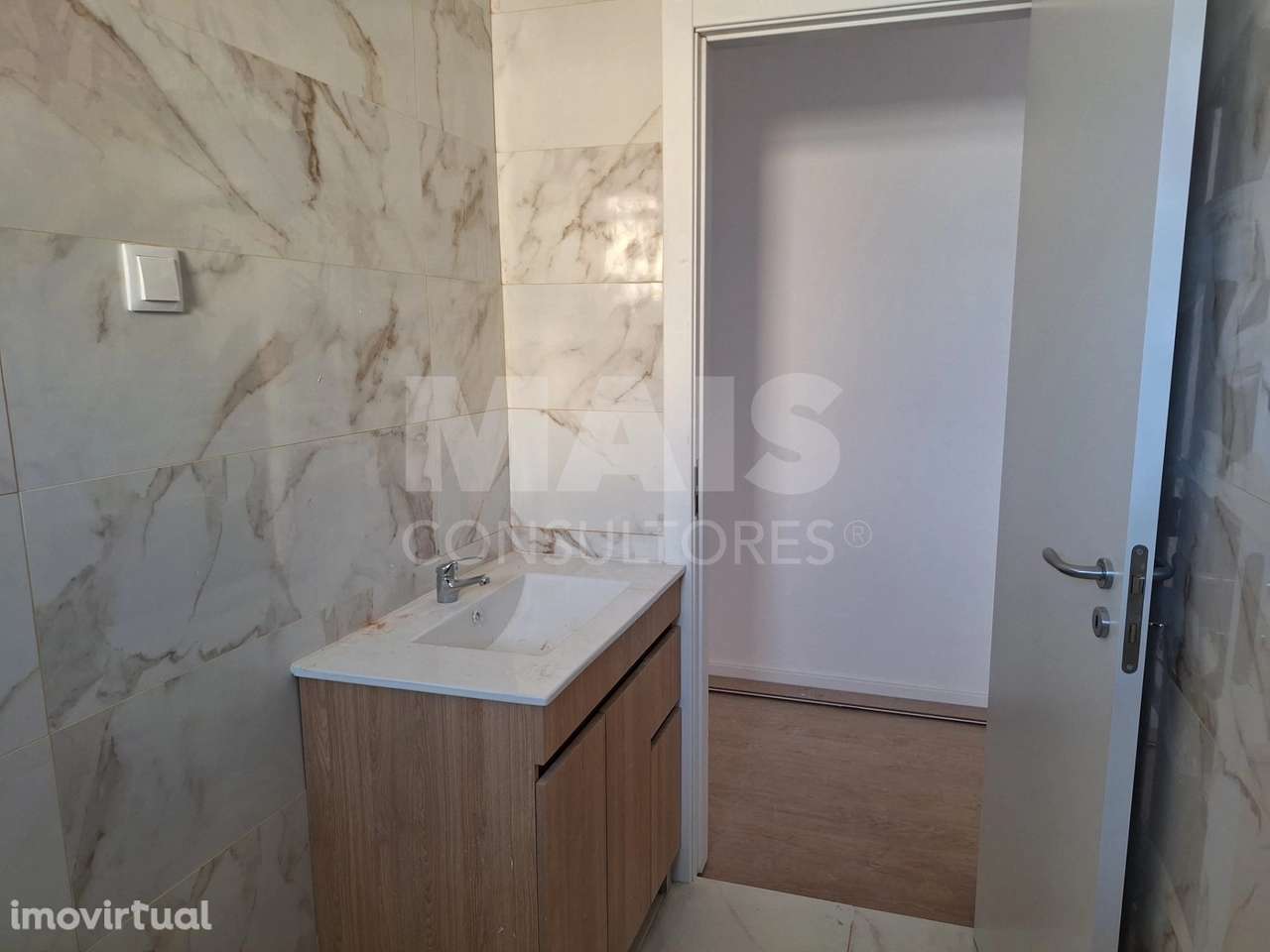 Apartamento T1 Rch DTO Remodelado em Benavente - Grande imagem: 4/6