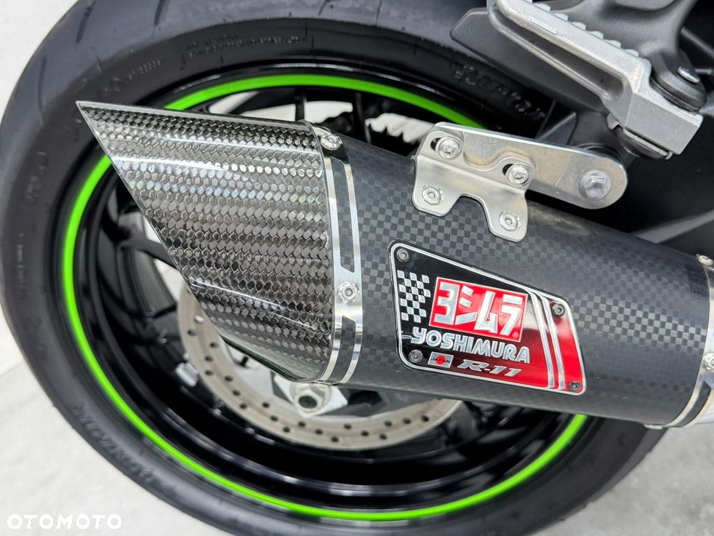 Kawasaki Z 900 RS - 21