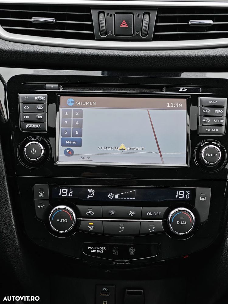 Nissan X-Trail 1.6 dCi N-Connecta - 19