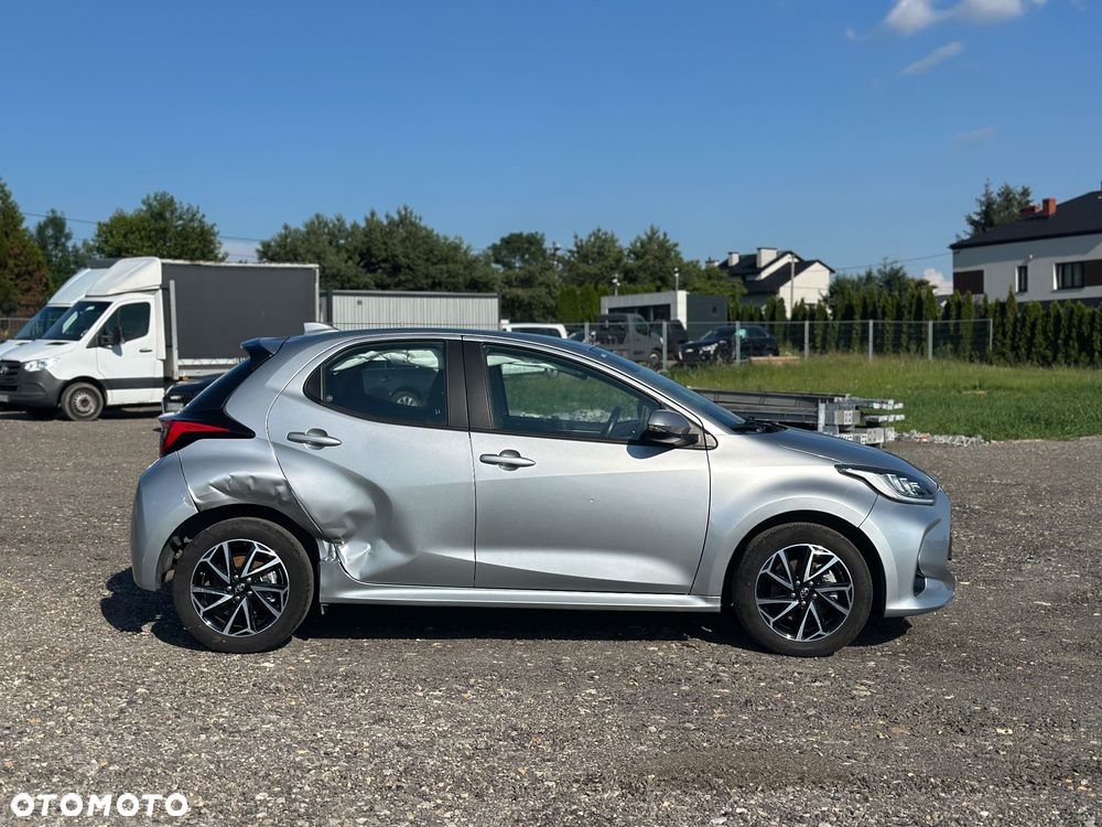 Toyota Yaris - 17