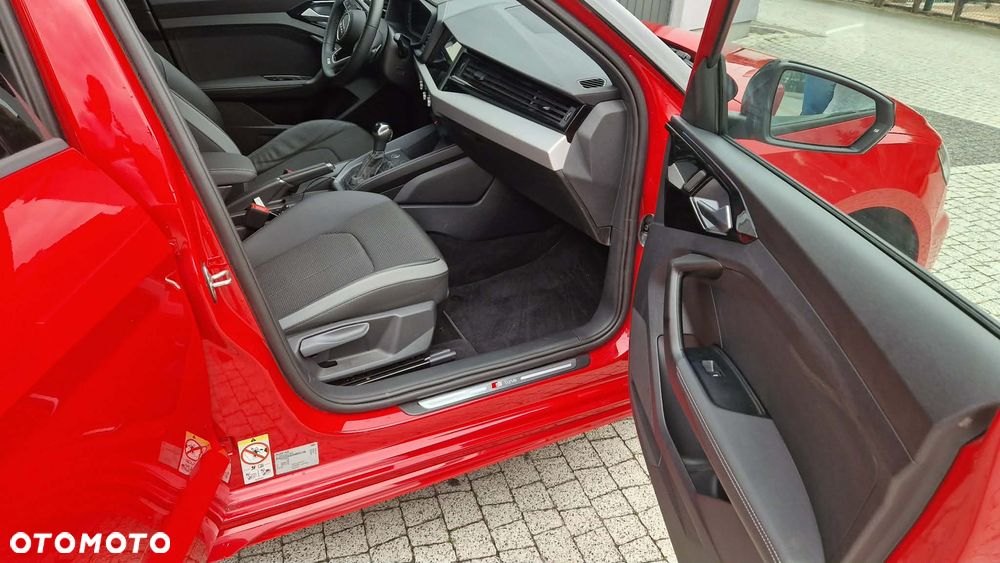 Audi A1 Sportback 35 TFSI S-Line S tronic - 10