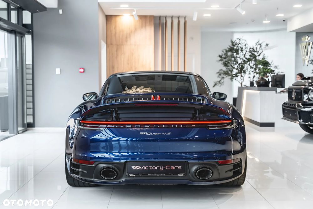 Porsche 911 Targa 4 - 7