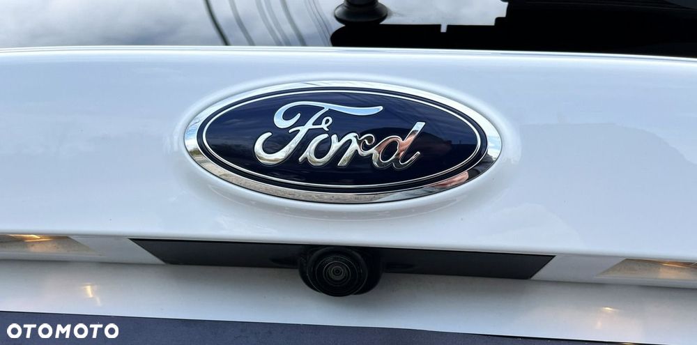 Ford Kuga 1.5 EcoBoost 2x4 ST-Line - 30