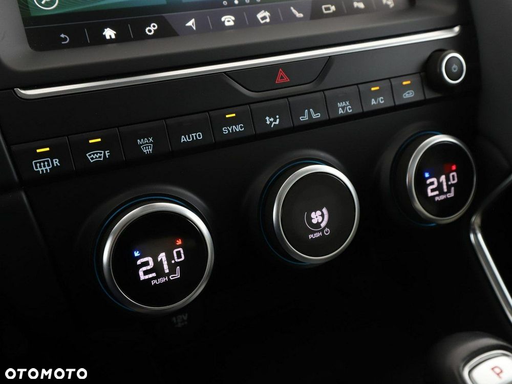 Jaguar F-Pace 2.0 i4D AWD Pure - 28