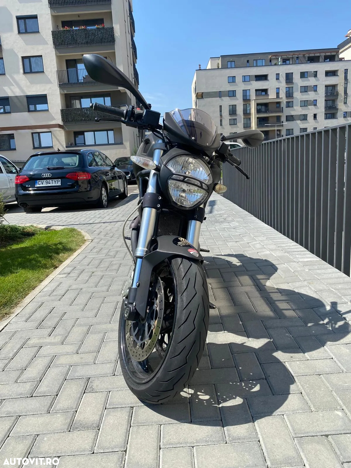 Ducati Monster 696 - 4