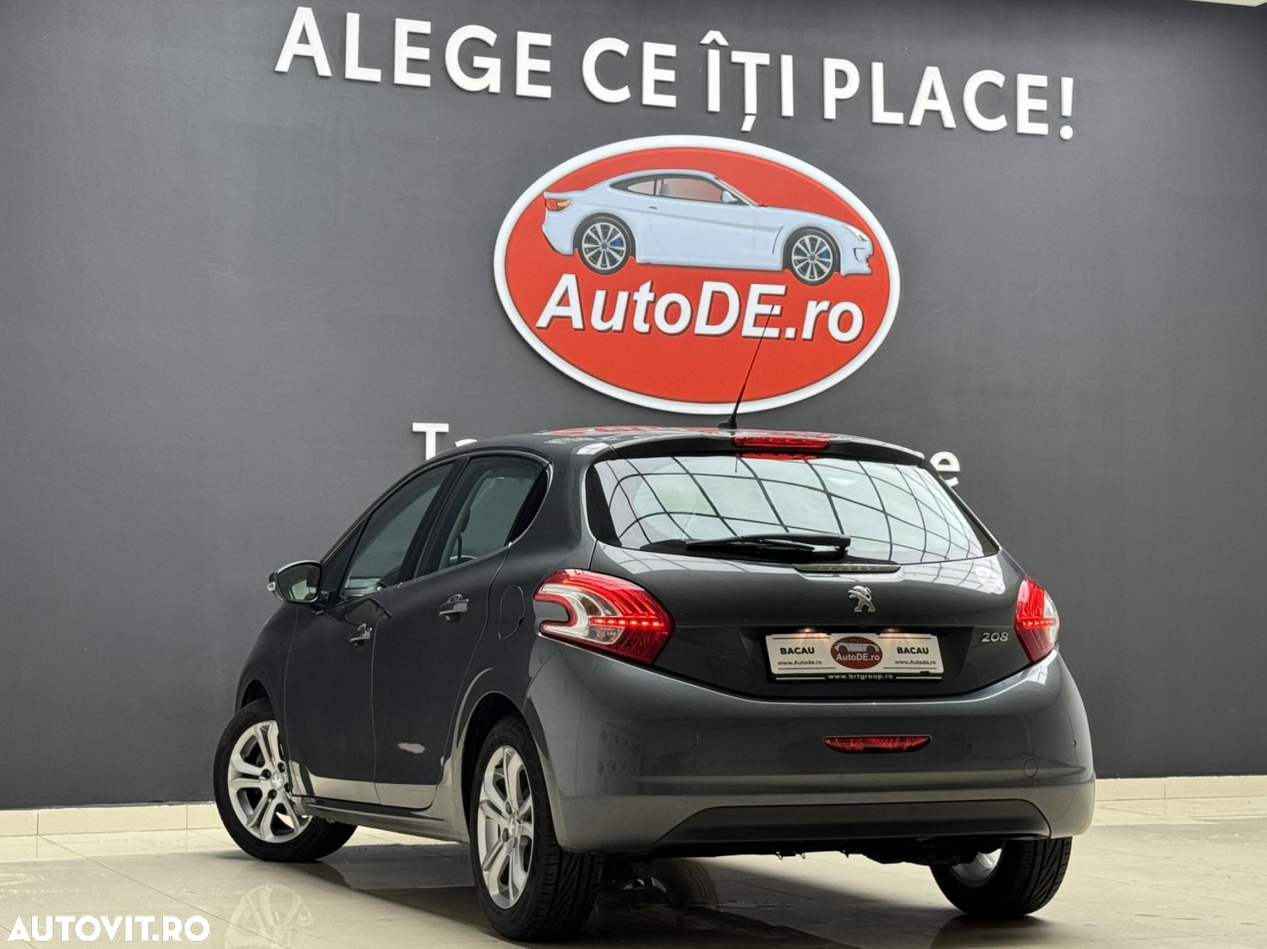 Peugeot 208 - 3