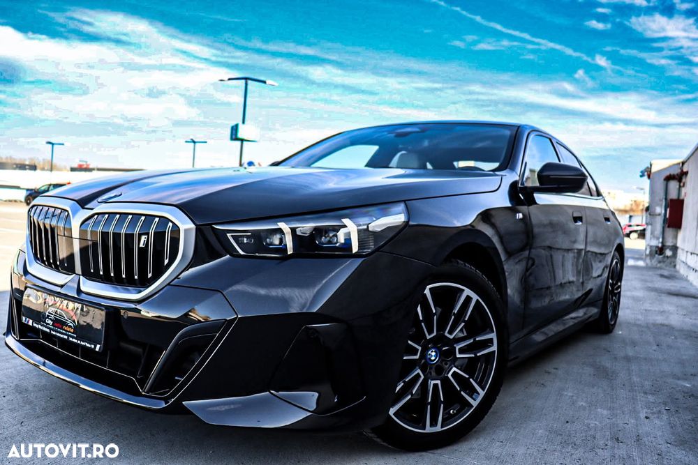 BMW i5 eDrive40 - 1