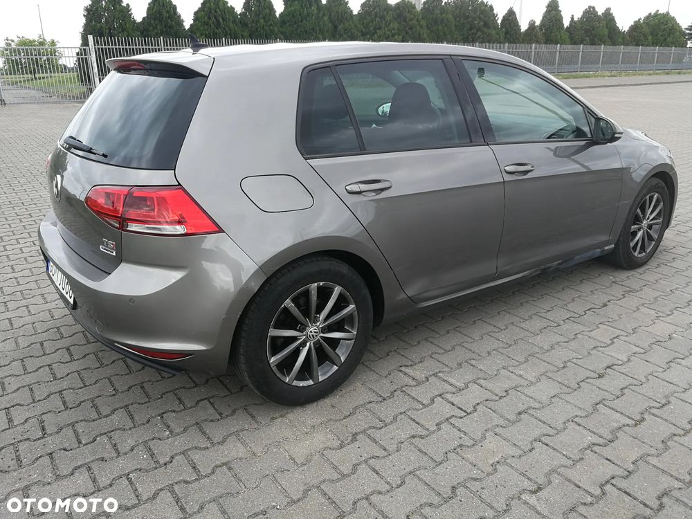 Volkswagen Golf 1.4 TSI BMT Highline DSG - 5