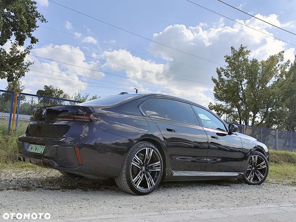 BMW i7 105.7kWh eDrive50 Individual Edition - 5