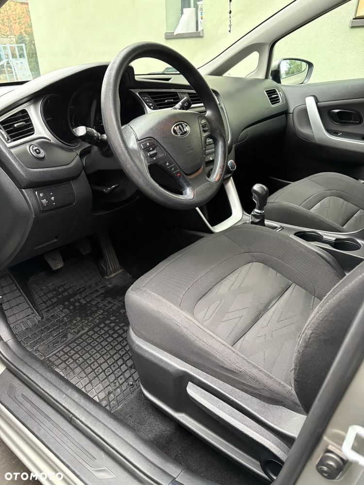 Kia Ceed 1.4 S - 12