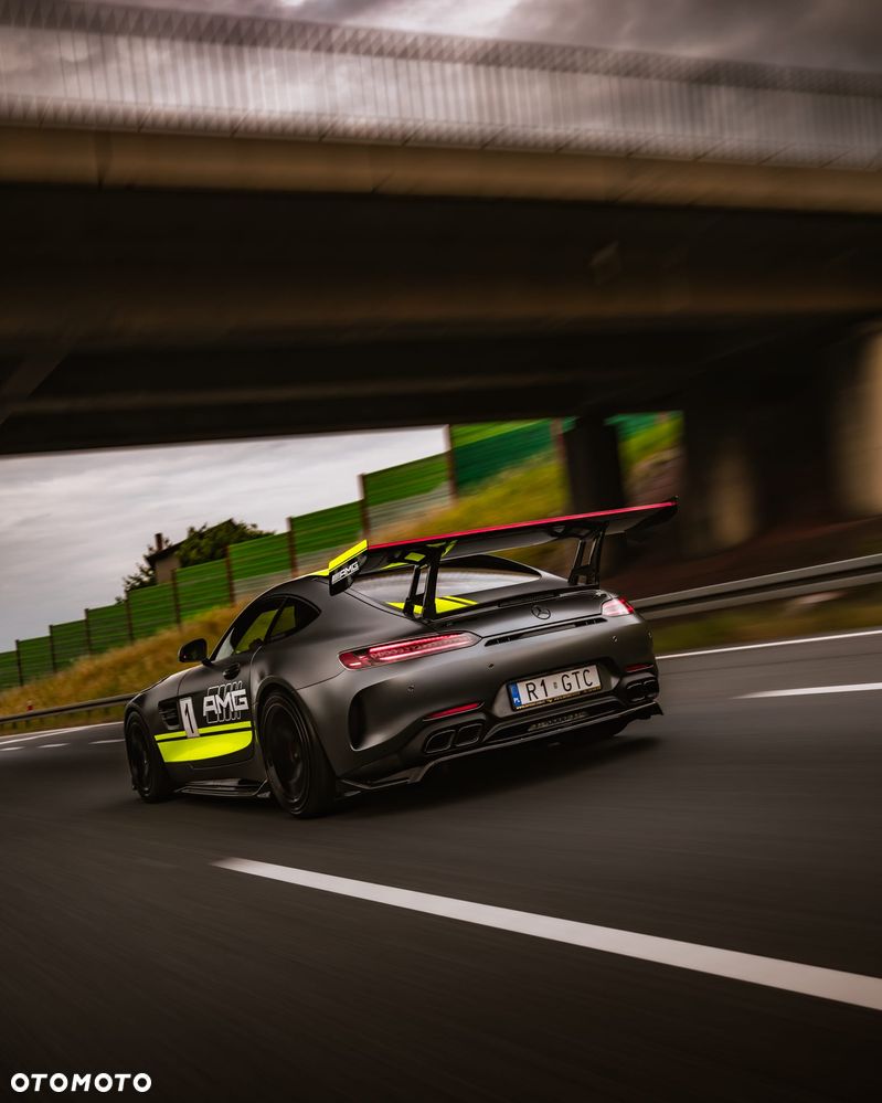 Mercedes-Benz AMG GT - 18