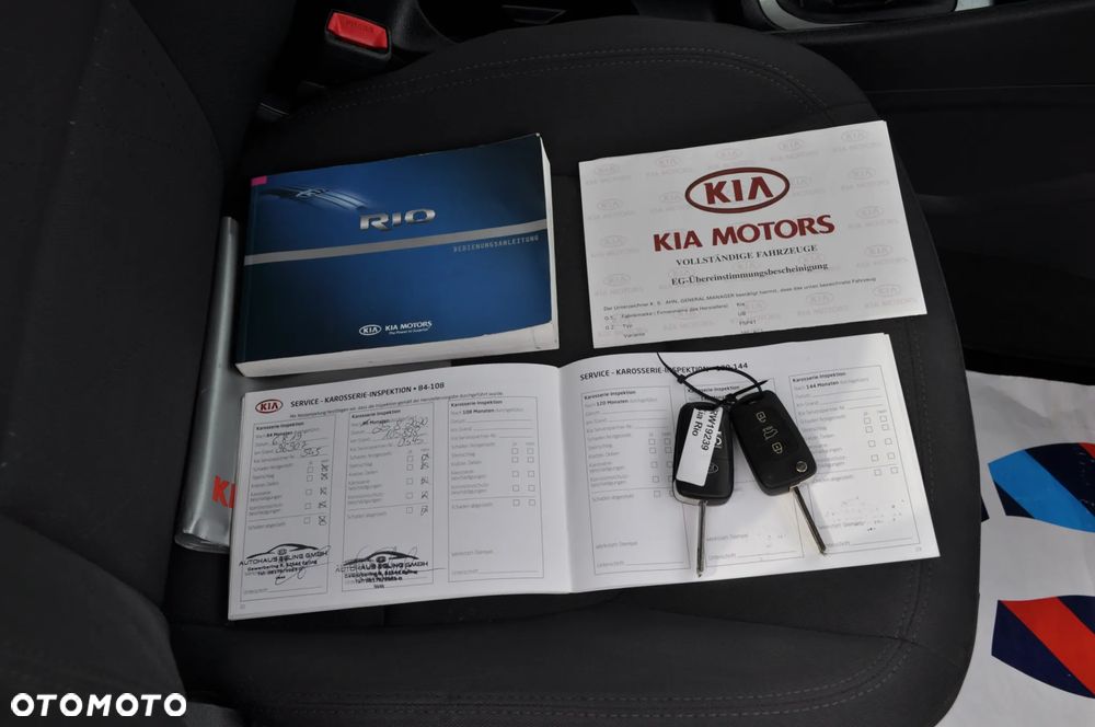 Kia Rio - 33