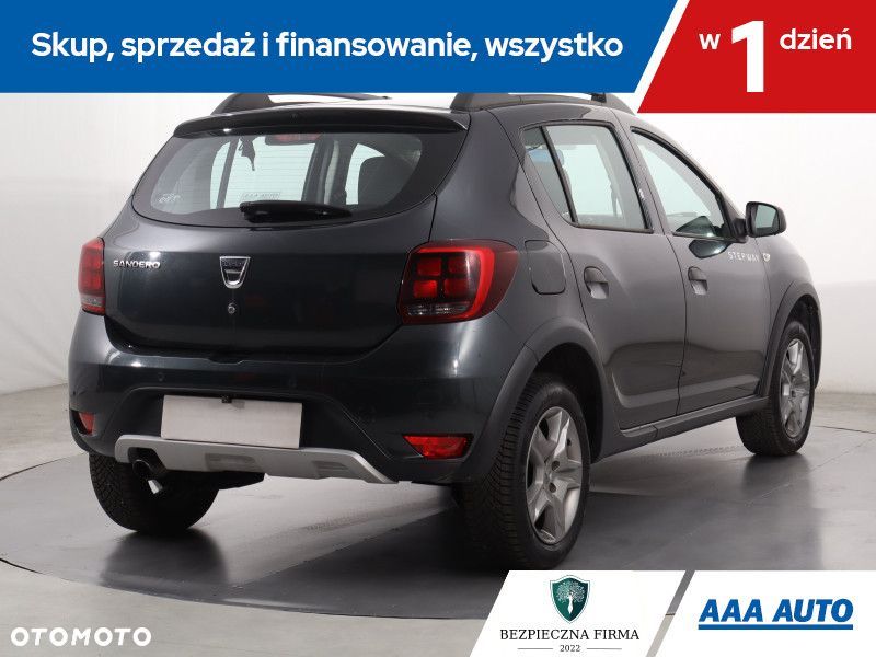 Dacia Sandero - 6