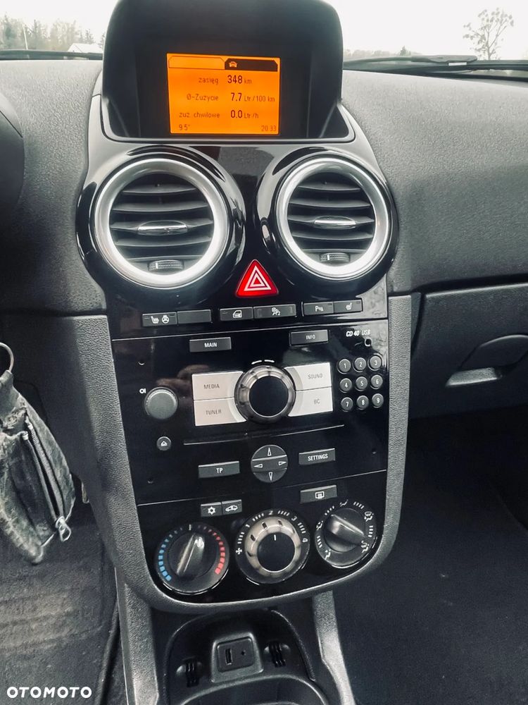 Opel Corsa - 10
