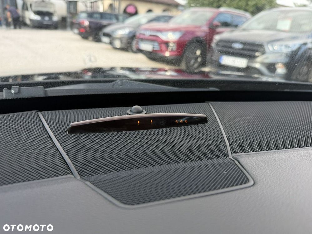 Mercedes-Benz Klasa E 220 BlueTEC 7G-TRONIC Avantgarde - 27