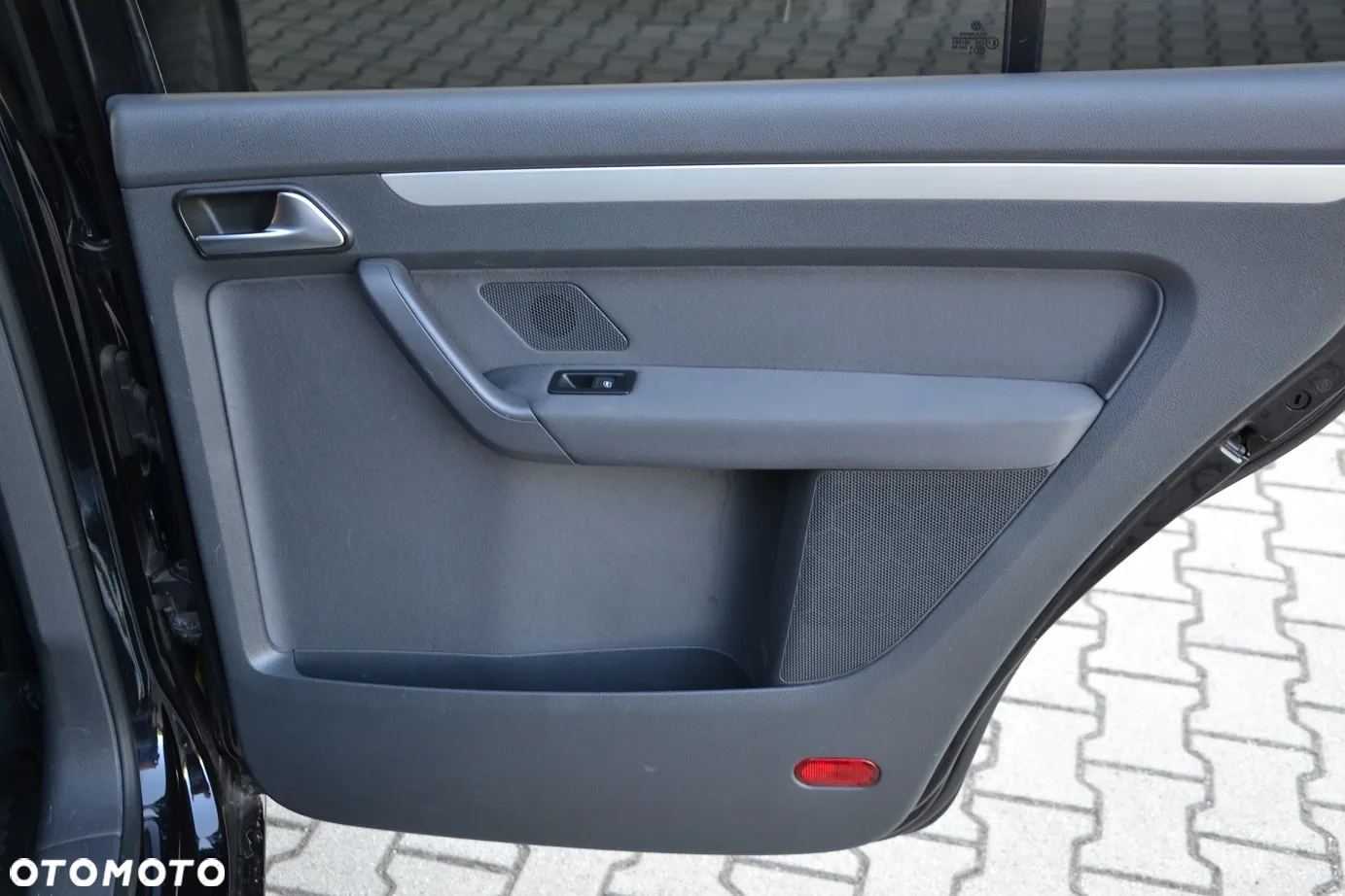 Volkswagen Touran 1.6 TDI DPF BlueMot Comfortline - 21