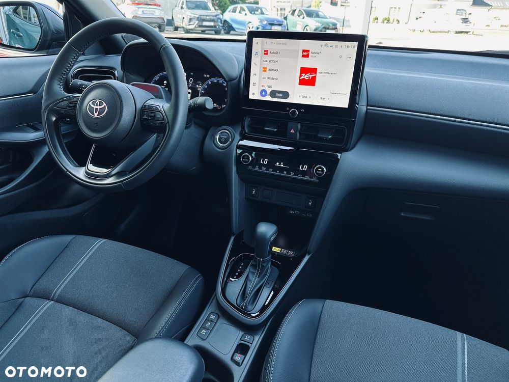 Toyota Yaris Cross Hybrid 1.5 Executive - 16